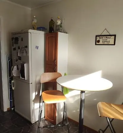 Apartment Sleeps 8 - 3 Bedrooms